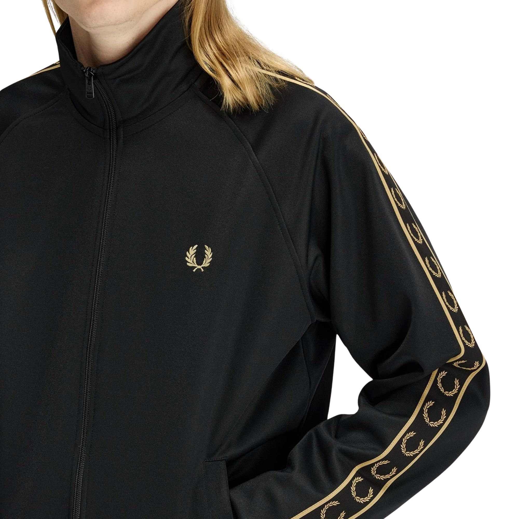 Fred Perry Contrast Tape Trackjacket Men | Plutosport